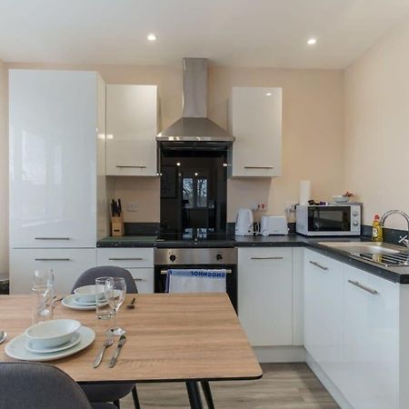 Fantastic 1 Bed Flat Manchester - Sleeps 3 ภายนอก รูปภาพ