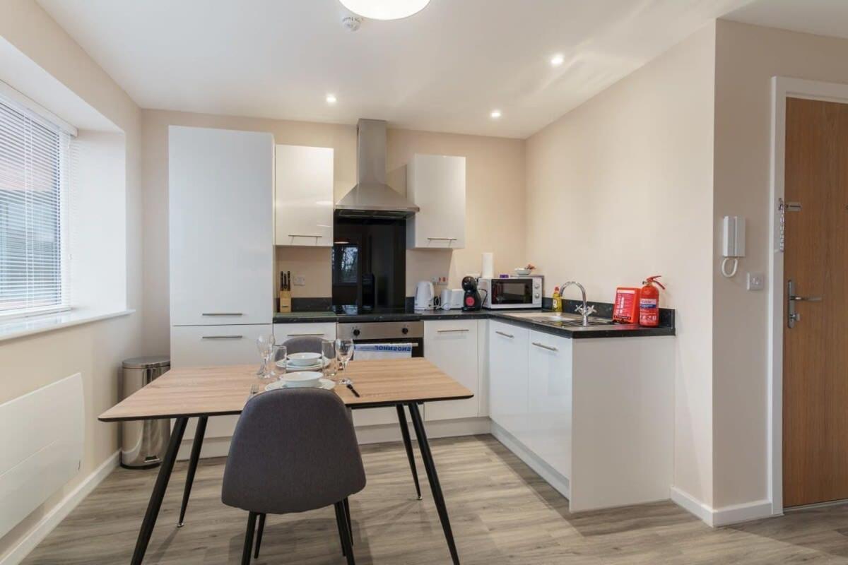 Fantastic 1 Bed Flat Manchester - Sleeps 3 ภายนอก รูปภาพ